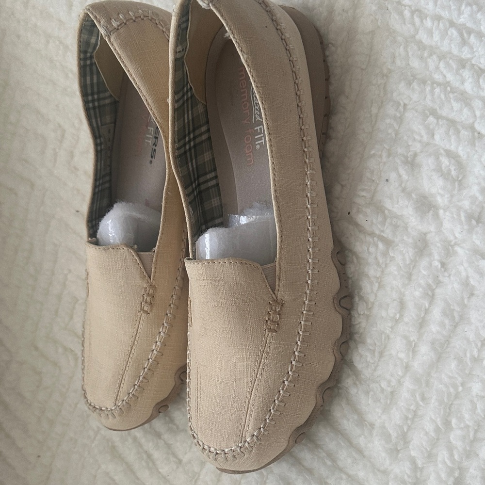 Skechers SN 48944  Relaxed Fit  Memory Foam